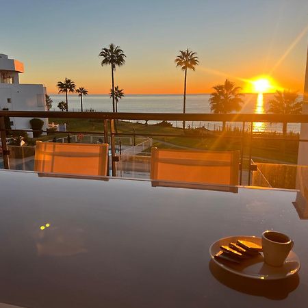 Sunrise Beach Front - Casares Del Mar Eksteriør bilde