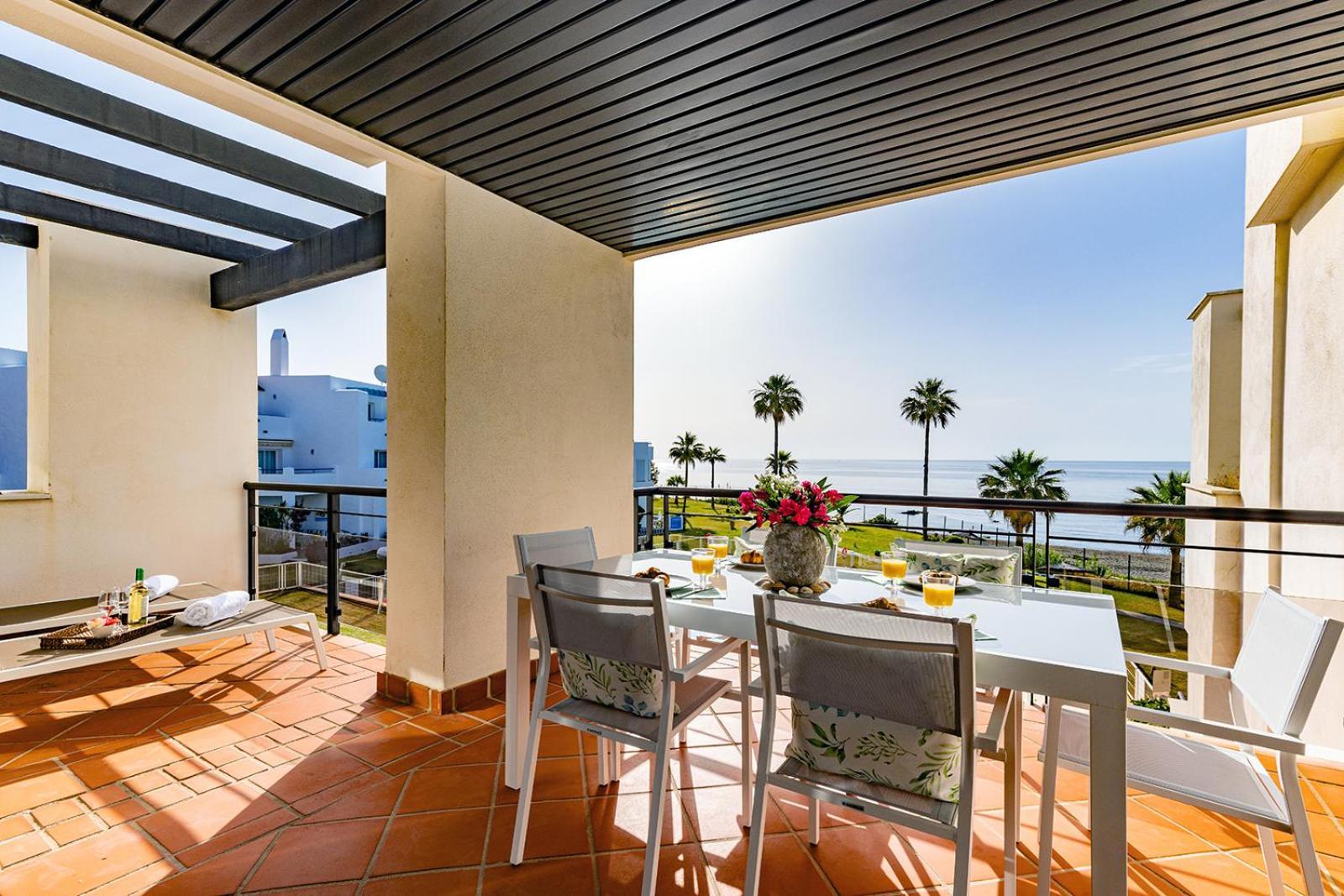 Sunrise Beach Front - Casares Del Mar Eksteriør bilde
