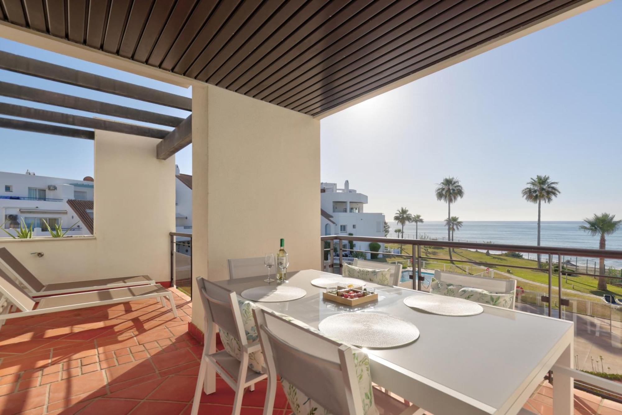 Sunrise Beach Front - Casares Del Mar Eksteriør bilde