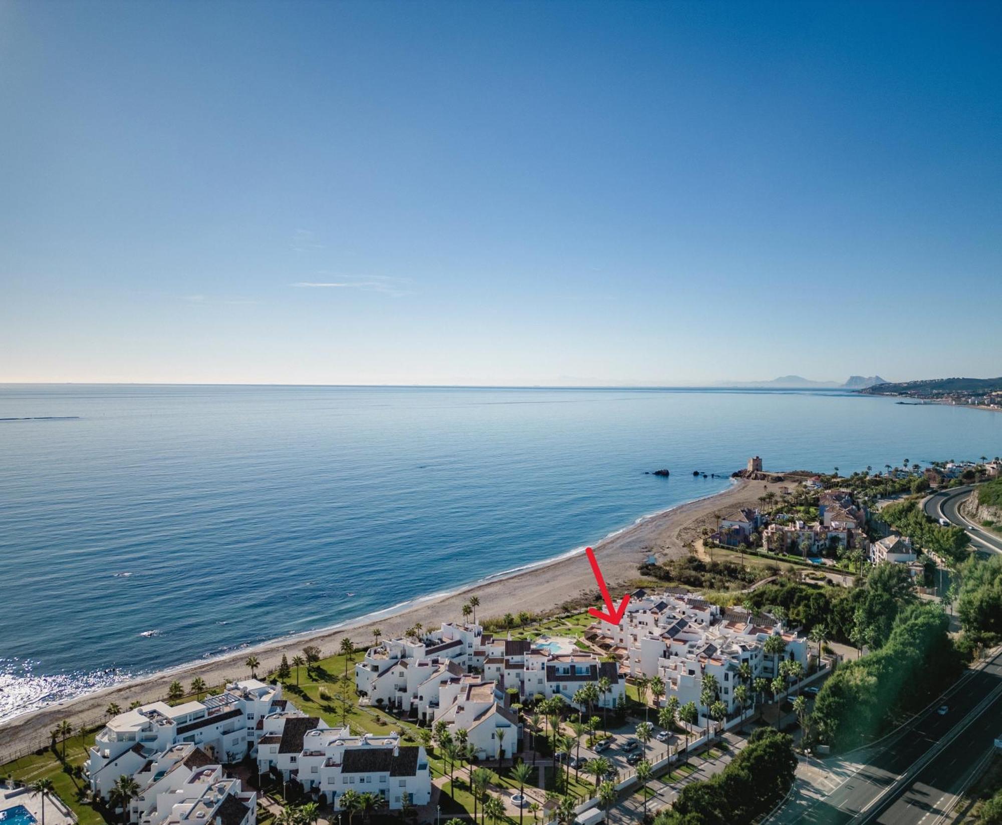 Sunrise Beach Front - Casares Del Mar Eksteriør bilde